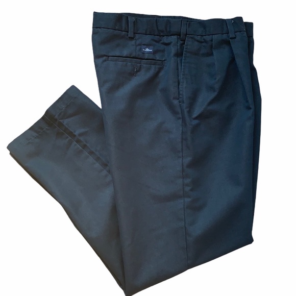 Dockers Other - Dockers D3 Classic Fit Pleated Pants 36x32
